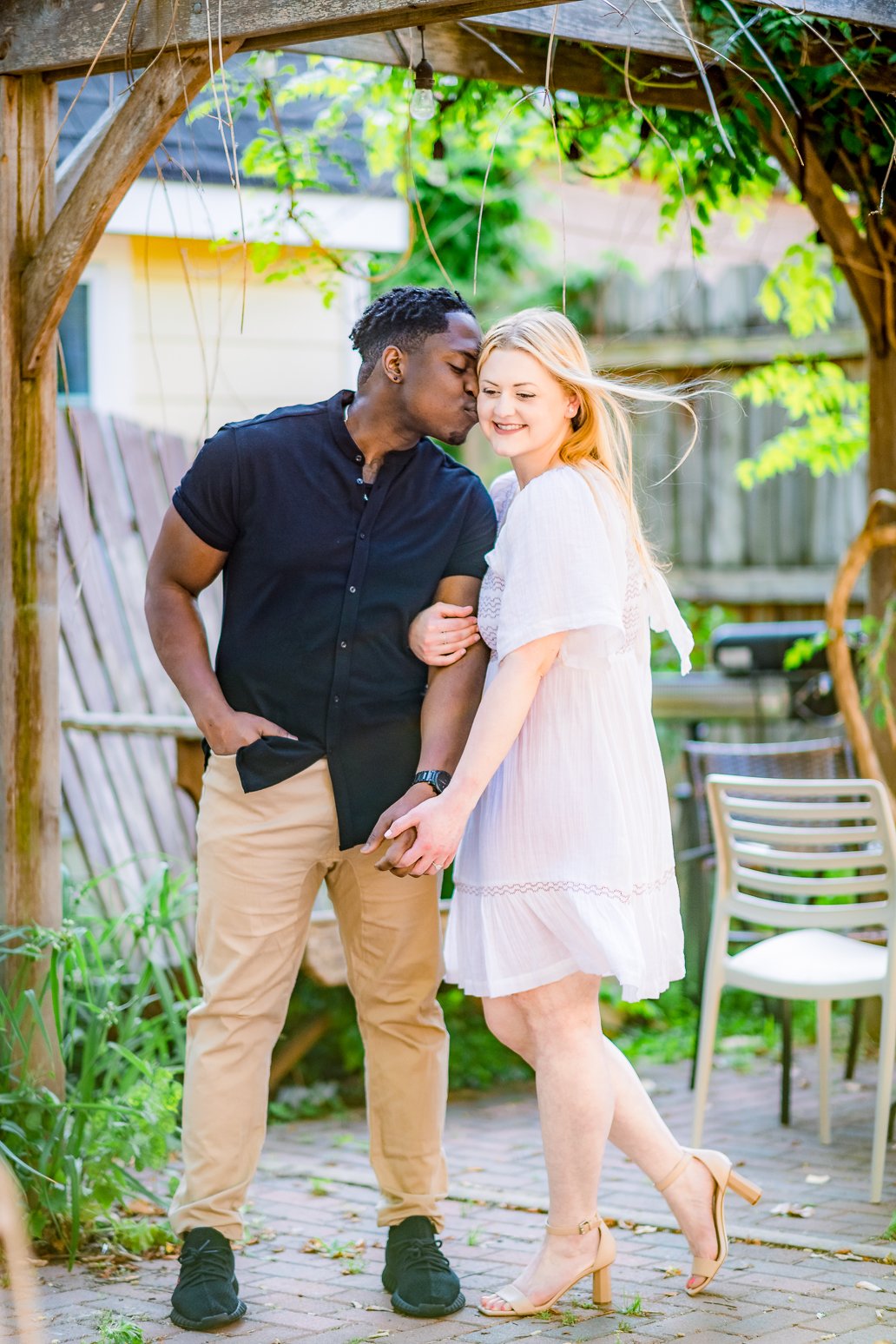 engagement_spring_downtownFredericksburg_fredericksburgweddingphotographer_youseephotography_MeredithSteven_pic2.jpg