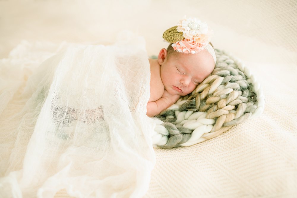 newborn_fredericksburgphotographer_babyphoto_youseephotography_picblog4.jpg