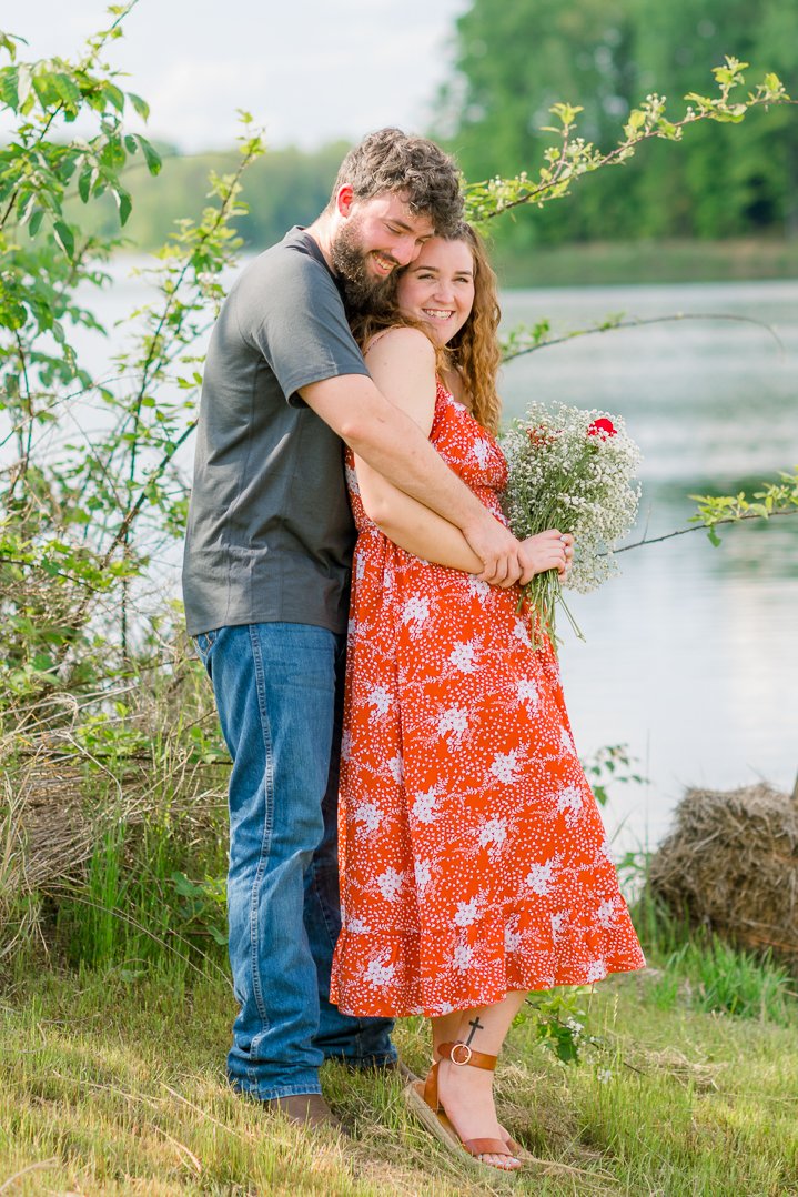 engagement_LakeMooney_fredericksburgweddingphotographer_youseephotography_CarlyReace_blogpic4.jpg