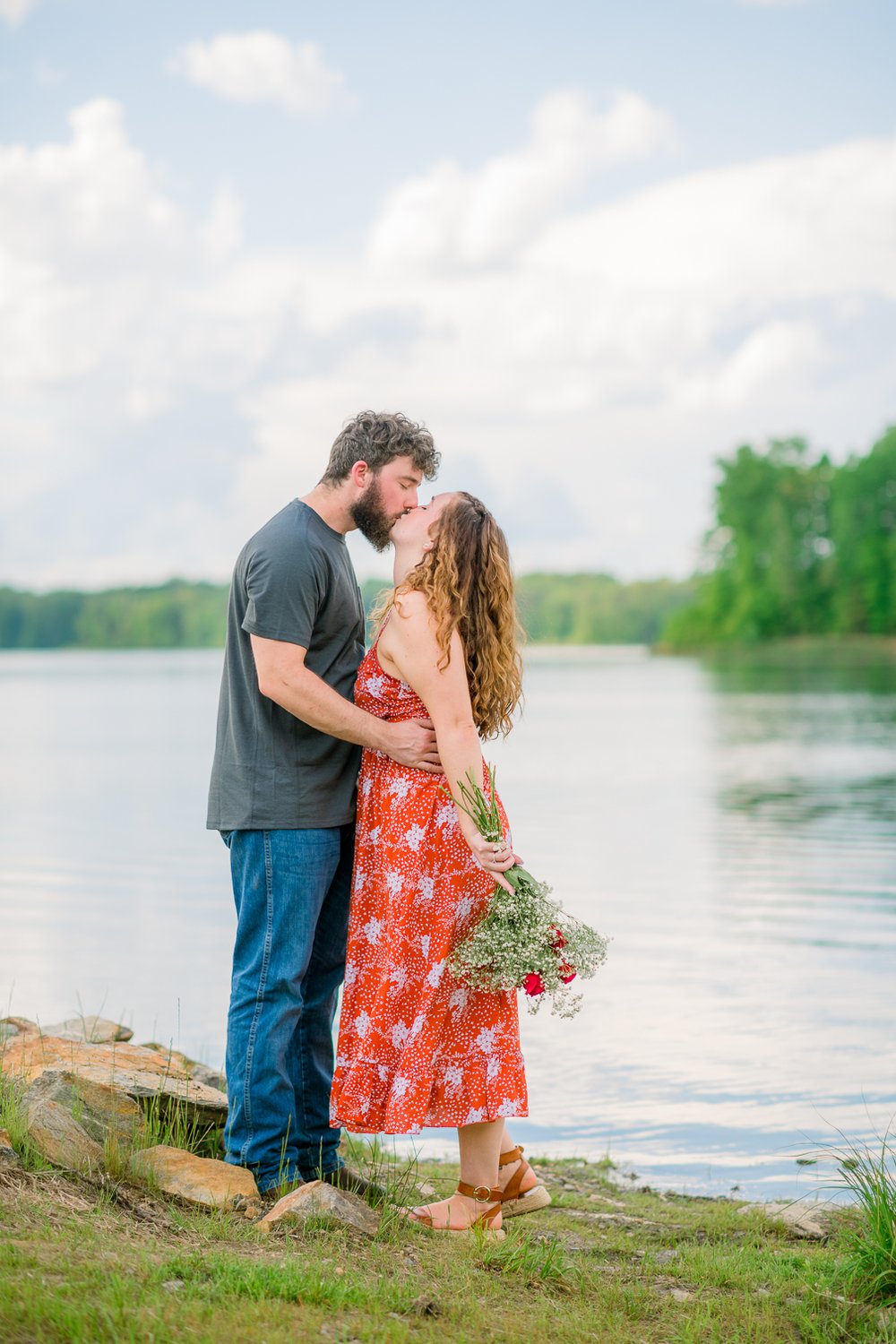 engagement_LakeMooney_fredericksburgweddingphotographer_youseephotography_CarlyReace_blogpic13.jpg