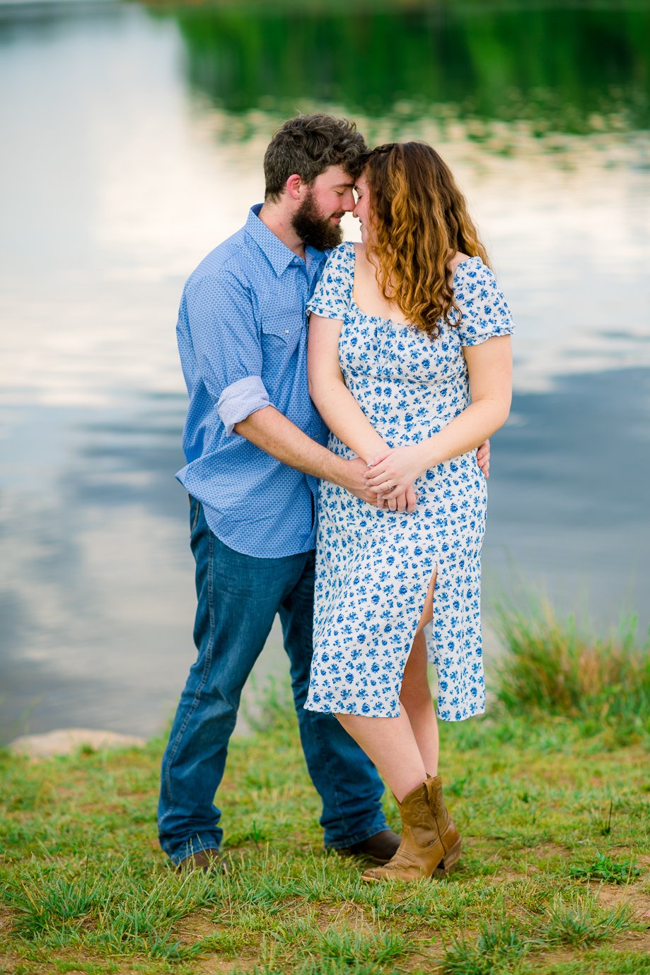 engagement_LakeMooney_fredericksburgweddingphotographer_youseephotography_CarlyReace_blogpic58.jpg