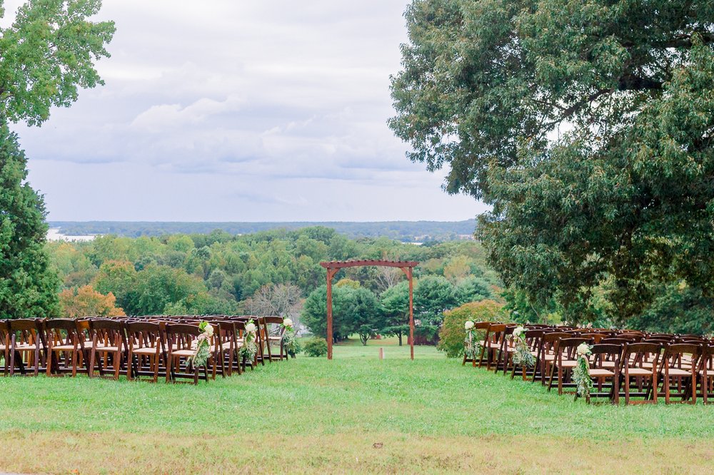 WicomicoGolfCourse_FallWedding_southernmarylandphotographer_fredericksburgweddingphotographer_youseephotography_blog_NatalieSam_pic37.jpg