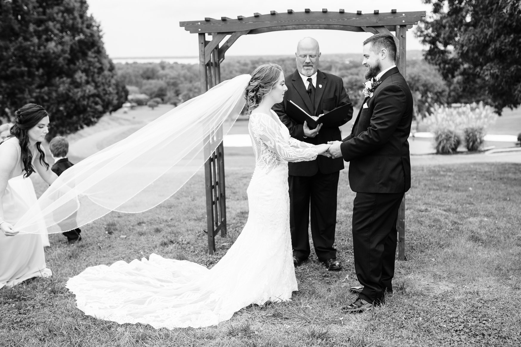 WicomicoGolfCourse_FallWedding_southernmarylandphotographer_fredericksburgweddingphotographer_youseephotography_blog_NatalieSam_pic45.jpg