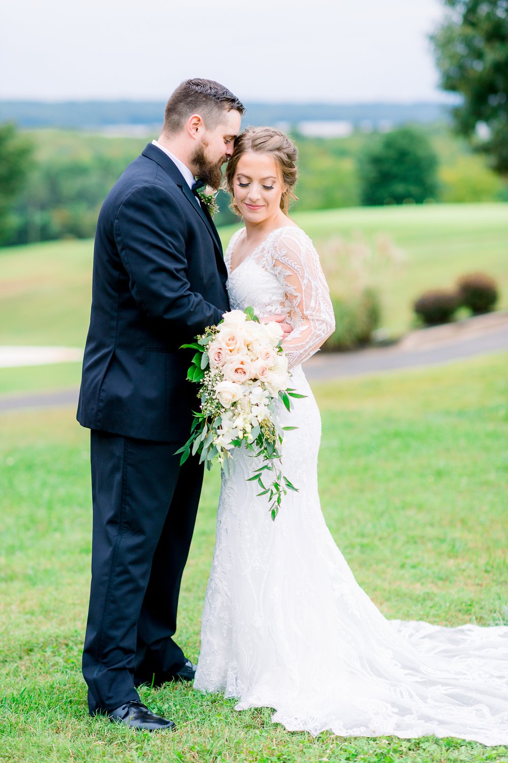 WicomicoGolfCourse_FallWedding_southernmarylandphotographer_fredericksburgweddingphotographer_youseephotography_blog_NatalieSam_pic109.jpg