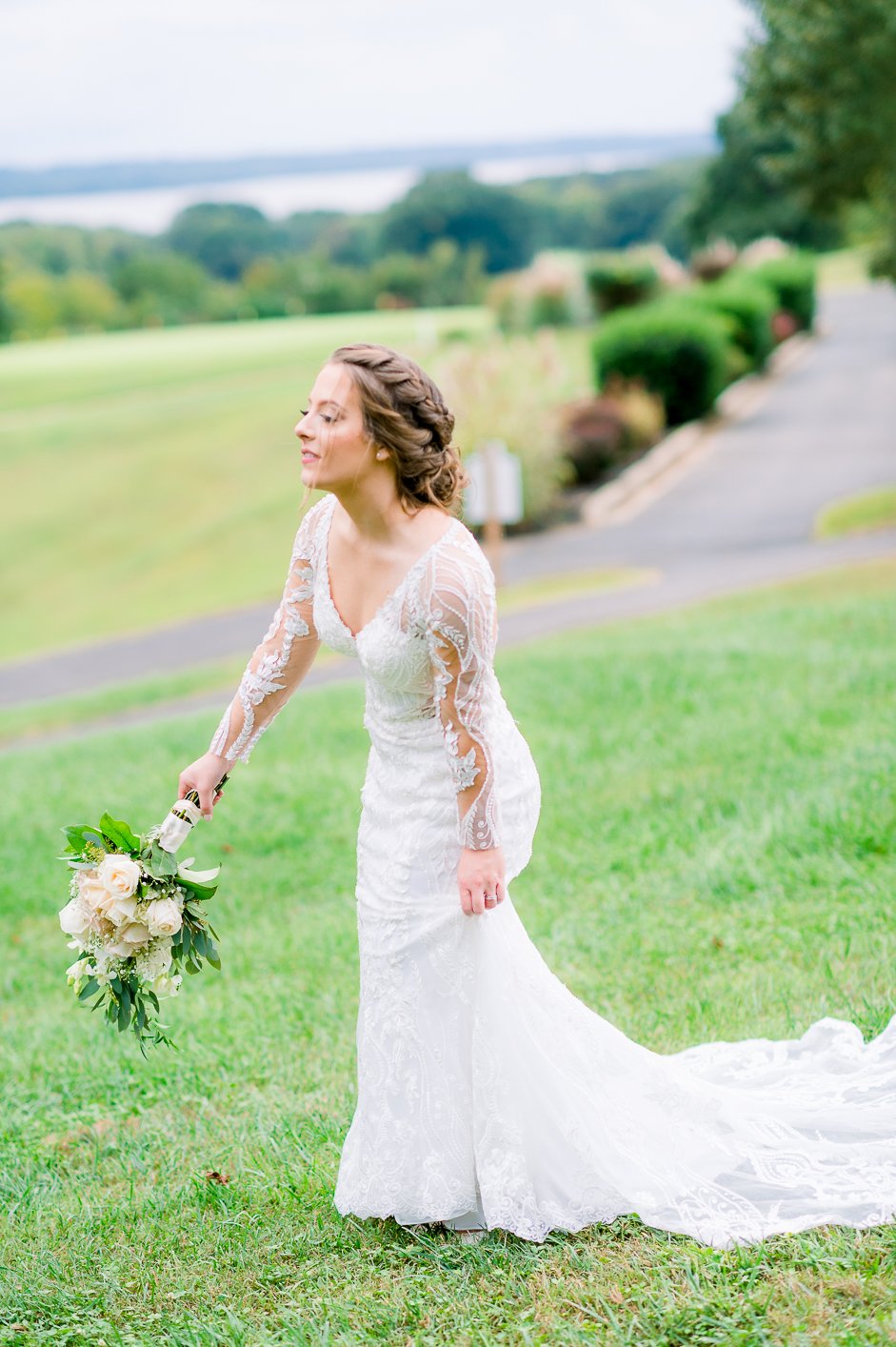 WicomicoGolfCourse_FallWedding_southernmarylandphotographer_fredericksburgweddingphotographer_youseephotography_blog_NatalieSam_pic119.jpg