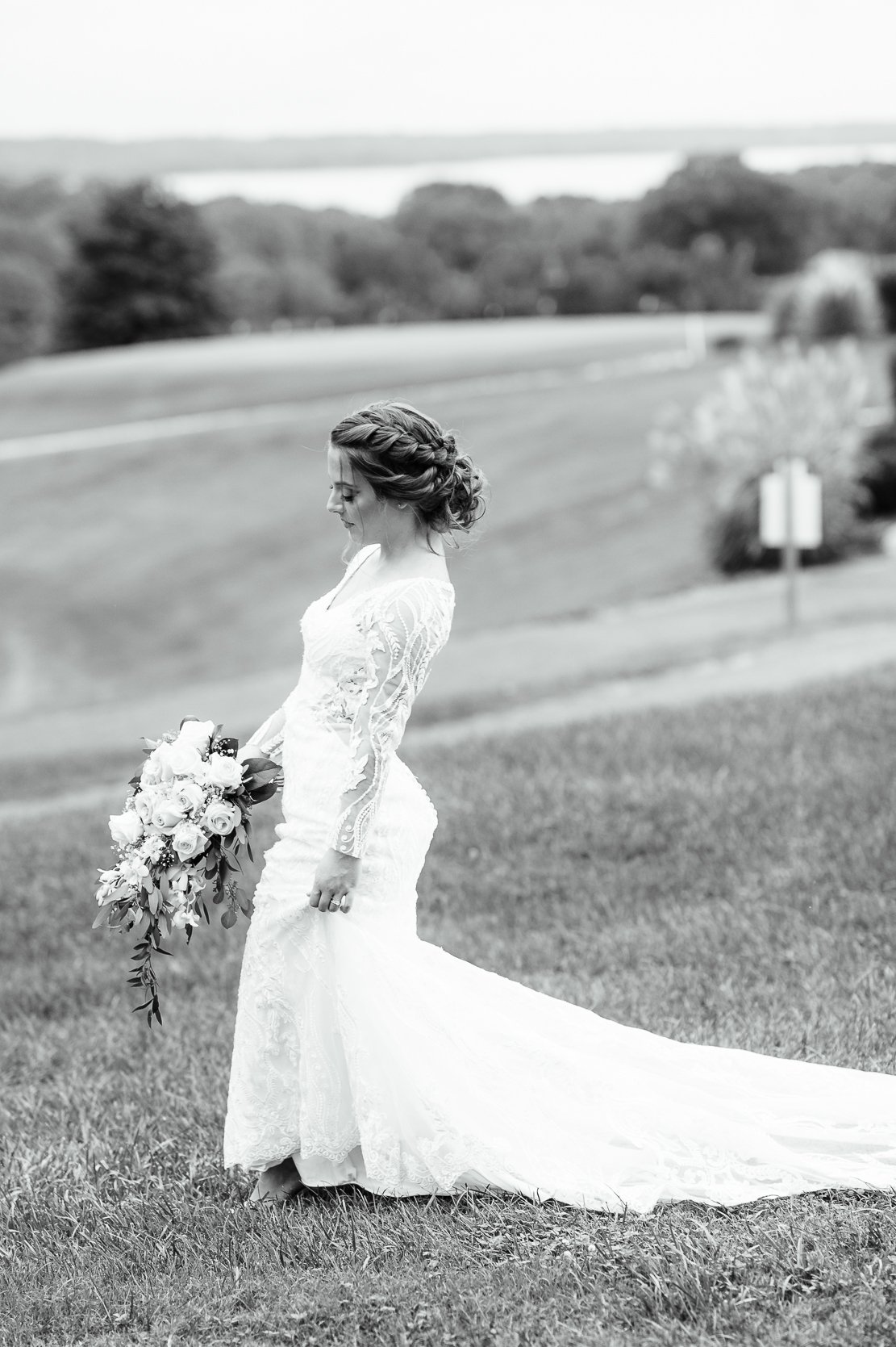 WicomicoGolfCourse_FallWedding_southernmarylandphotographer_fredericksburgweddingphotographer_youseephotography_blog_NatalieSam_pic121.jpg