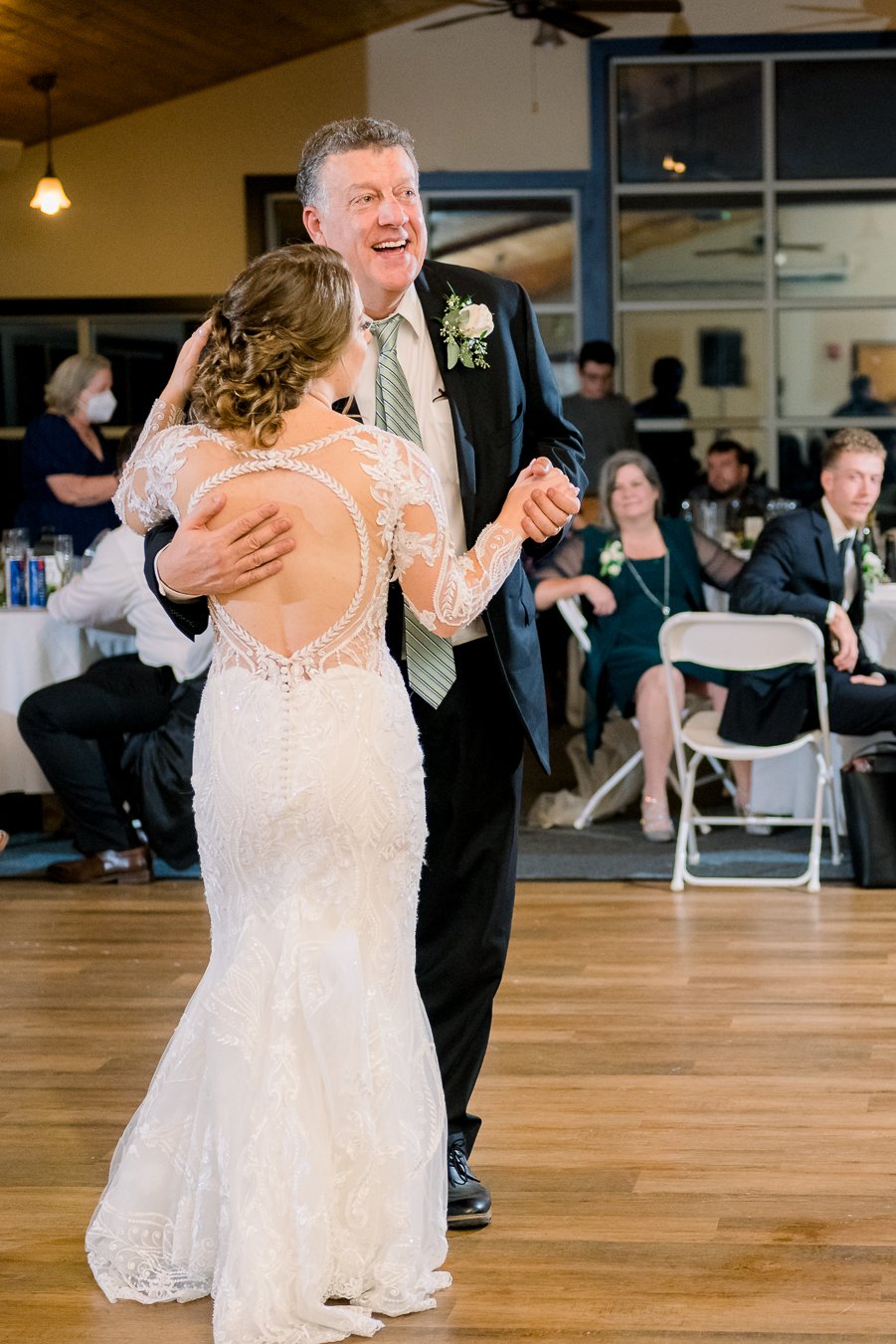 WicomicoGolfCourse_FallWedding_southernmarylandphotographer_fredericksburgweddingphotographer_youseephotography_blog_NatalieSam_pic146.jpg