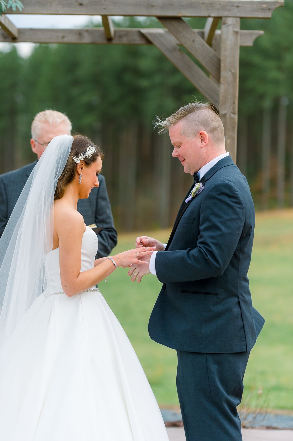 TheBarnAtTimberCreek_Spring_RichmondWeddingphotographer_youseephotography_LauranClint_blog_pic71.jpg