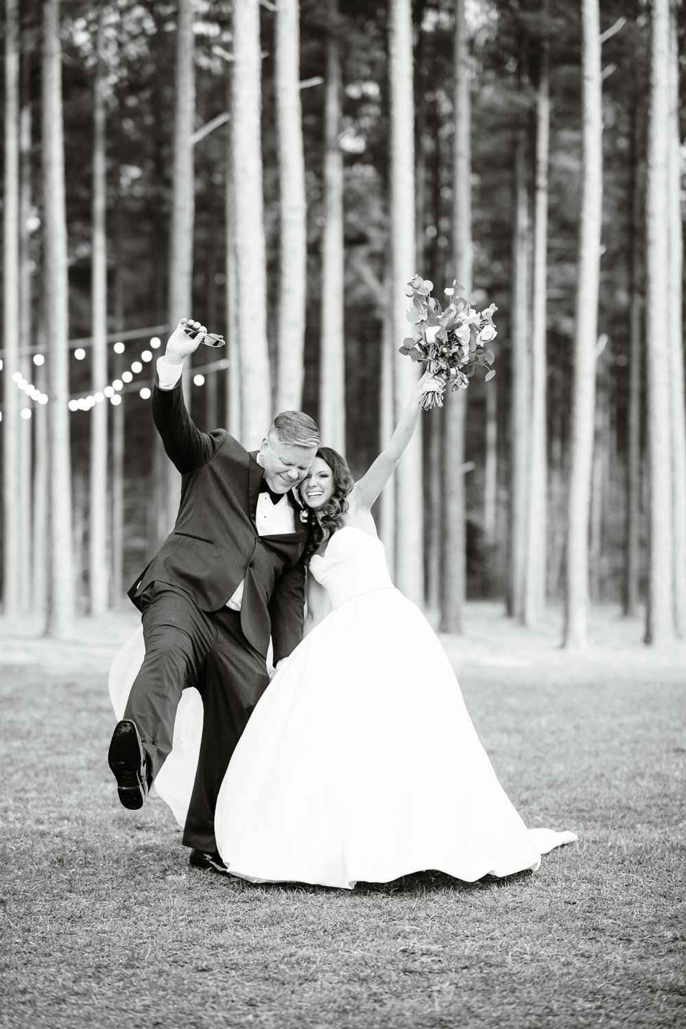 TheBarnAtTimberCreek_Spring_RichmondWeddingphotographer_youseephotography_LauranClint_blog_pic84.jpg