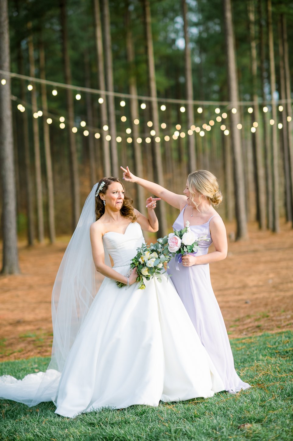 TheBarnAtTimberCreek_Spring_RichmondWeddingphotographer_youseephotography_LauranClint_blog_pic108.jpg