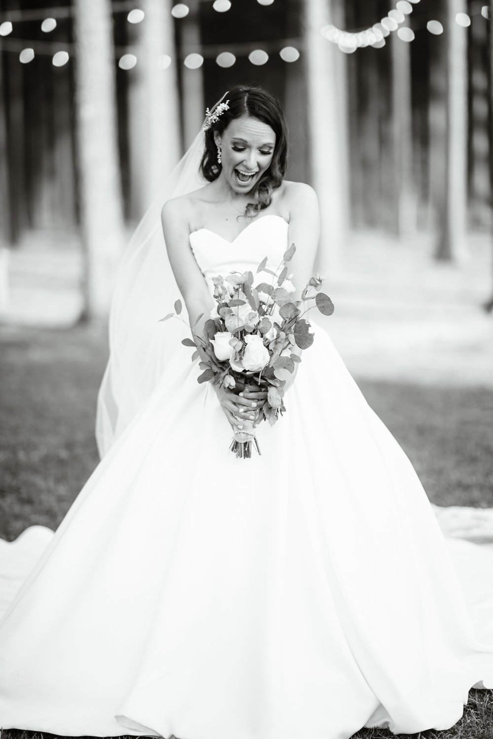 TheBarnAtTimberCreek_Spring_RichmondWeddingphotographer_youseephotography_LauranClint_blog_pic135.jpg