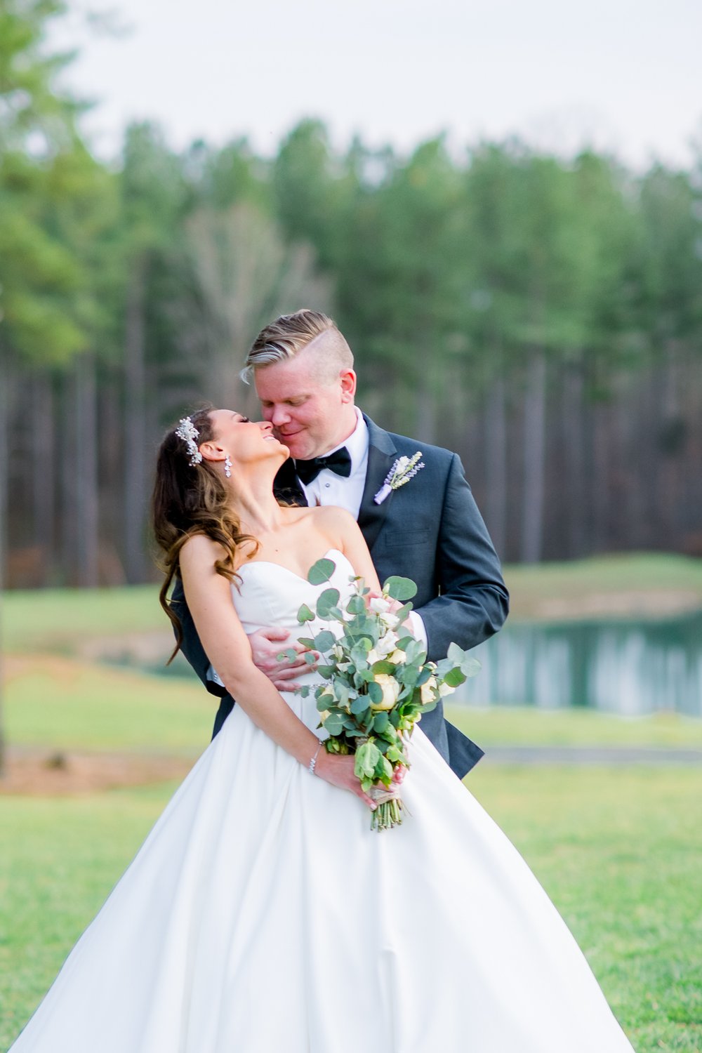 TheBarnAtTimberCreek_Spring_RichmondWeddingphotographer_youseephotography_LauranClint_blog_pic141.jpg