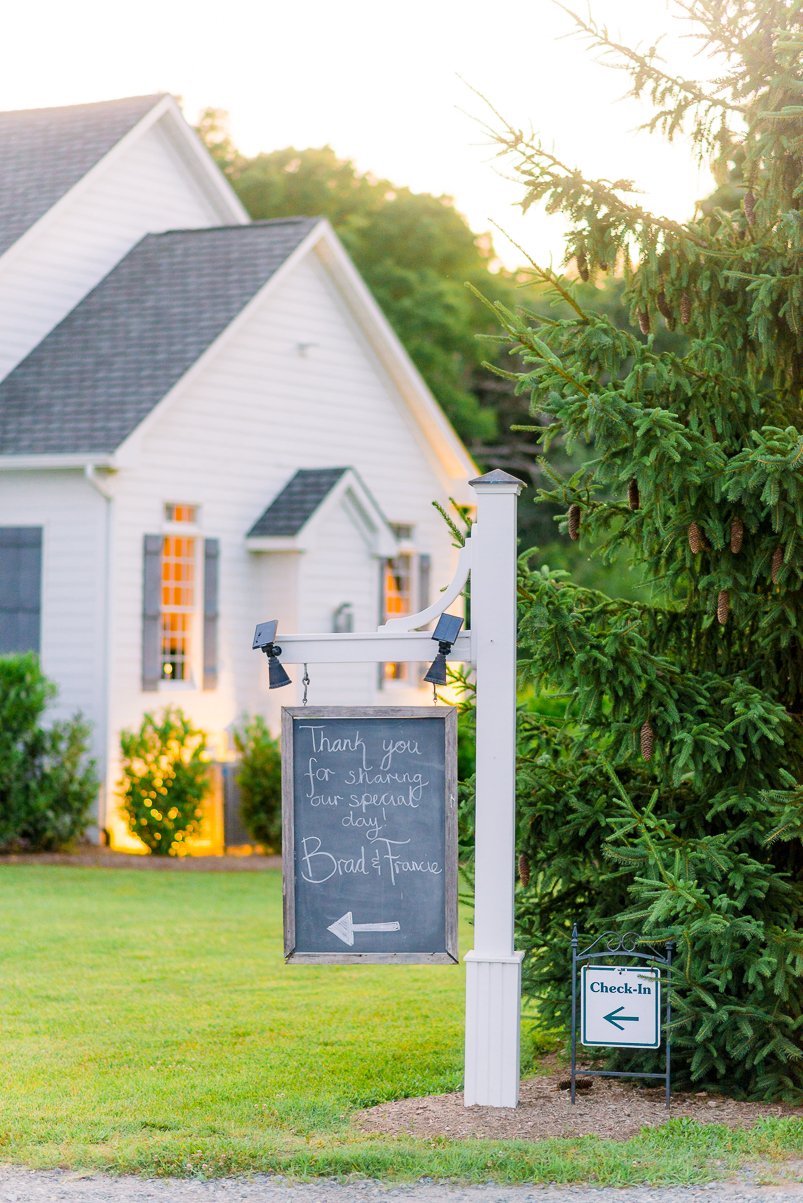 StevensonRidge_SummerWedding_FredericksburgWeddingPhotographer_youseephotography_FrancieBrad_blog_pic135.jpg