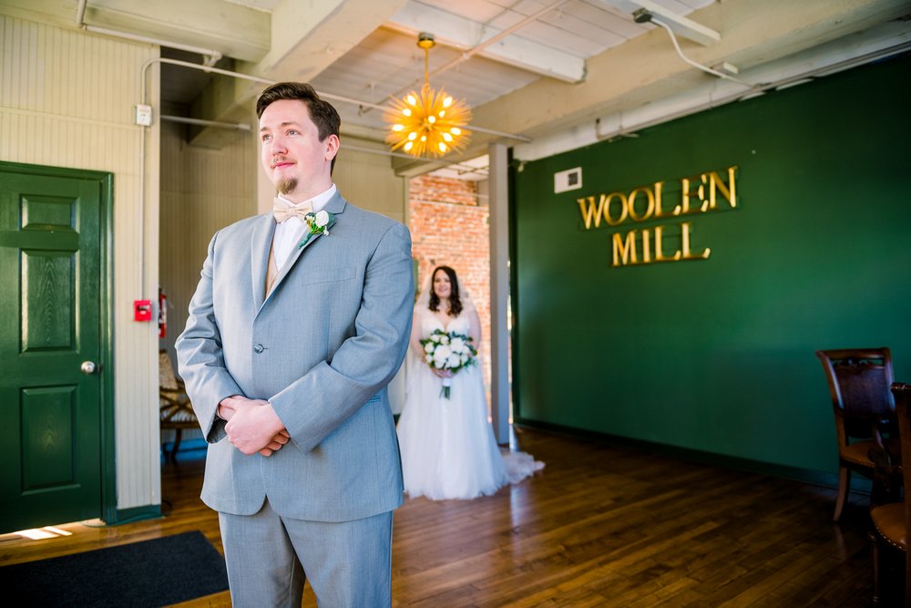 WoolenMill_TheSIlkMill_WinterWedding_FredericksburgWeddingVenue_DowntownFredericksburg_VirginiaWeddingVenue_youseephotography_pic30.jpg