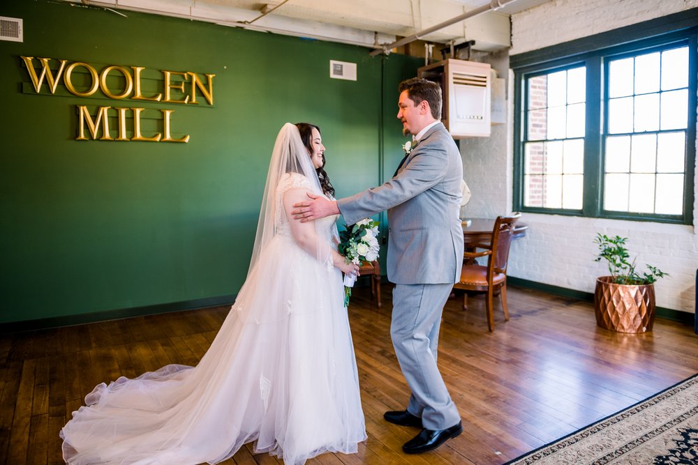 WoolenMill_TheSIlkMill_WinterWedding_FredericksburgWeddingVenue_DowntownFredericksburg_VirginiaWeddingVenue_youseephotography_pic35.jpg