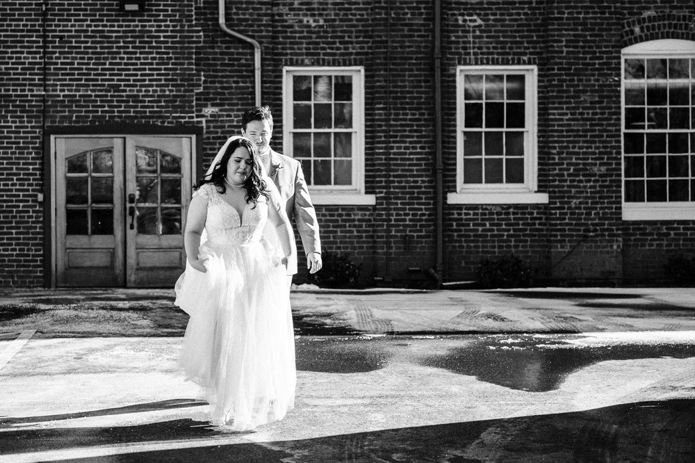 WoolenMill_TheSIlkMill_WinterWedding_FredericksburgWeddingVenue_DowntownFredericksburg_VirginiaWeddingVenue_youseephotography_pic71.jpg