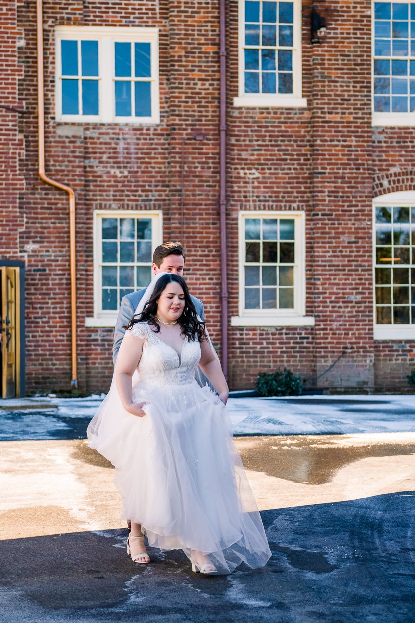 WoolenMill_TheSIlkMill_WinterWedding_FredericksburgWeddingVenue_DowntownFredericksburg_VirginiaWeddingVenue_youseephotography_pic72.jpg