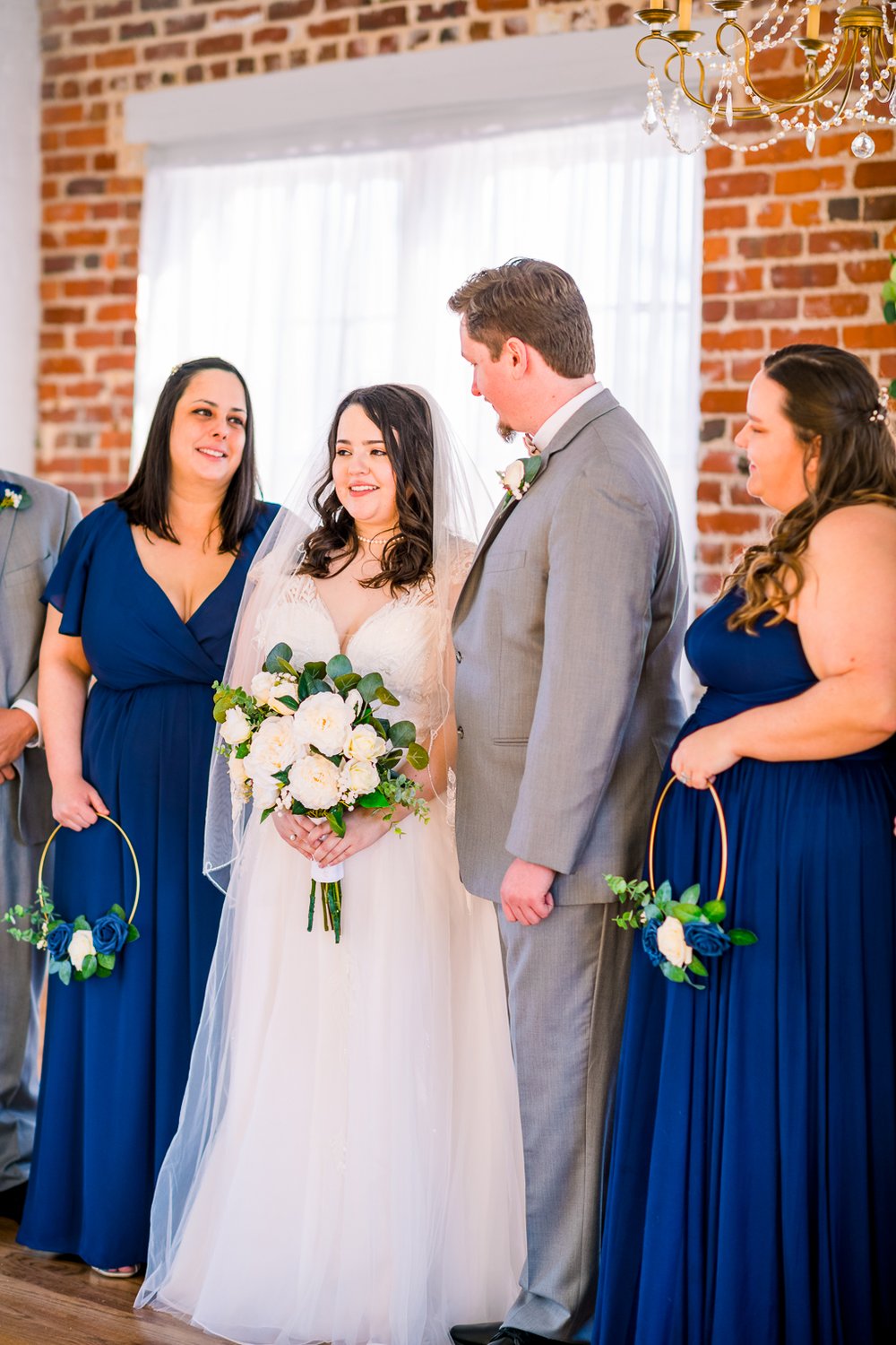 WoolenMill_TheSIlkMill_WinterWedding_FredericksburgWeddingVenue_DowntownFredericksburg_VirginiaWeddingVenue_youseephotography_pic104.jpg