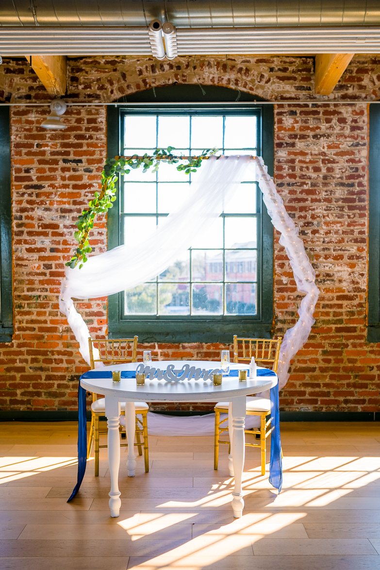 WoolenMill_TheSIlkMill_WinterWedding_FredericksburgWeddingVenue_DowntownFredericksburg_VirginiaWeddingVenue_youseephotography_pic208.jpg