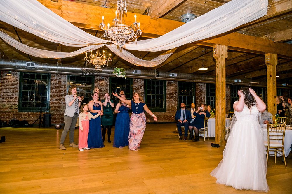 WoolenMill_TheSIlkMill_WinterWedding_FredericksburgWeddingVenue_DowntownFredericksburg_VirginiaWeddingVenue_youseephotography_pic253.jpg