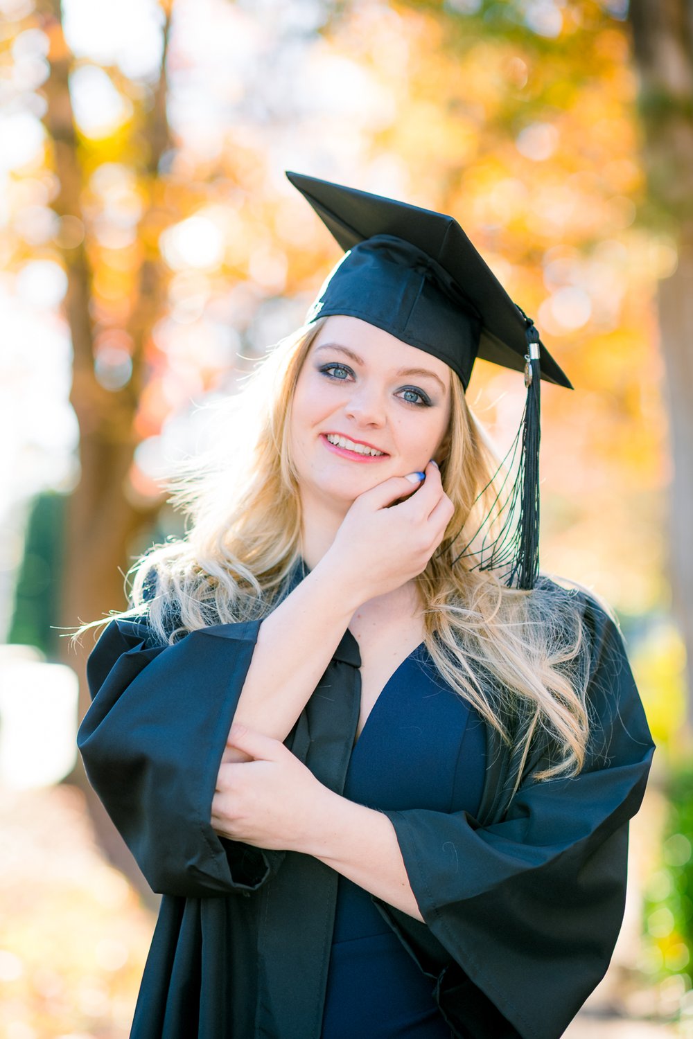 DowntownFredericksburg_GraduationPhoto_SeniorSession_fredericksburgphotographer_youseephotography_Kaitlynn_blogpic21.jpg