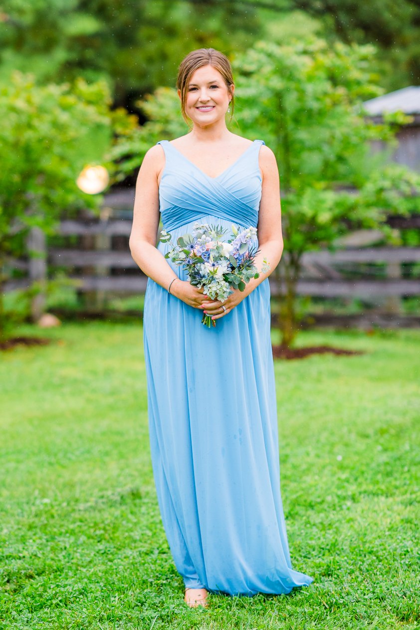 GlasgowFarm_RainWedding_Spring_FredericksburgWeddingphotographer_youseephotography_LeslieNick_blogpic197.jpg