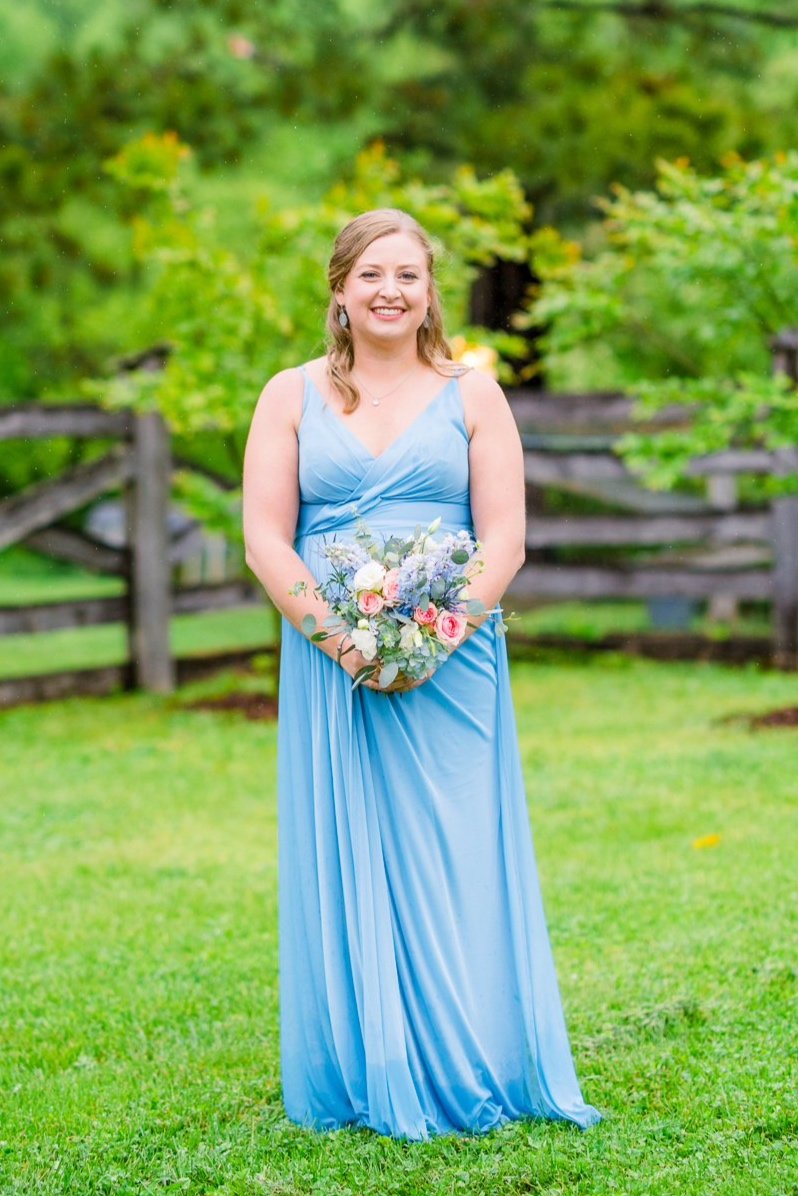 GlasgowFarm_RainWedding_Spring_FredericksburgWeddingphotographer_youseephotography_LeslieNick_blogpic199.jpg