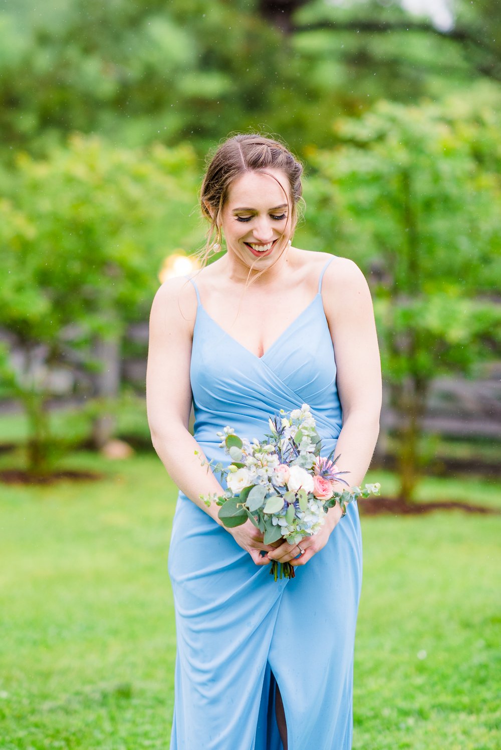 GlasgowFarm_RainWedding_Spring_FredericksburgWeddingphotographer_youseephotography_LeslieNick_blogpic189.jpg