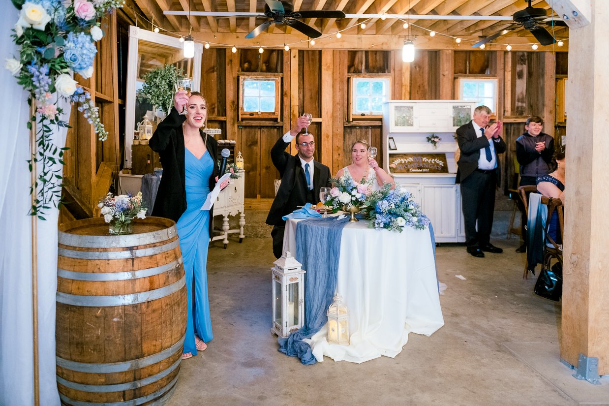 GlasgowFarm_RainWedding_Spring_FredericksburgWeddingphotographer_youseephotography_LeslieNick_blogpic295.jpg