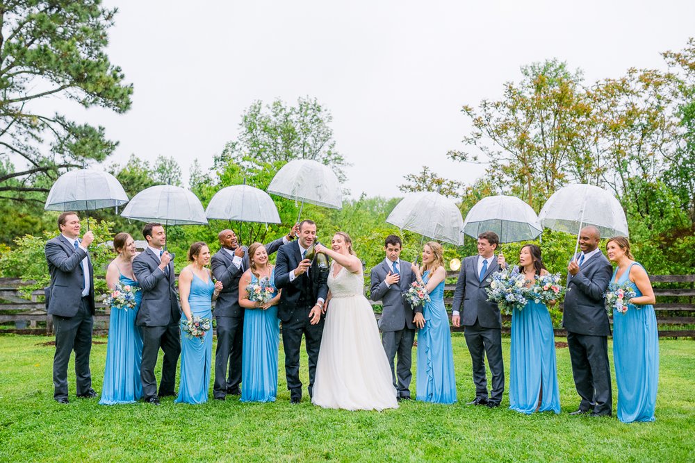 GlasgowFarm_RainWedding_Spring_FredericksburgWeddingphotographer_youseephotography_LeslieNick_blogpic228.jpg