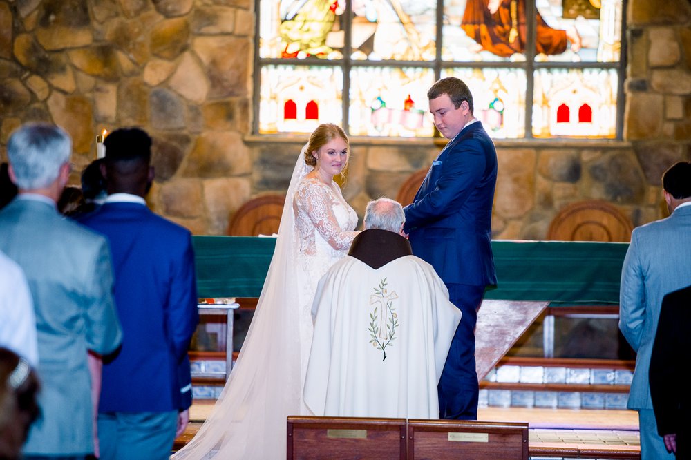 PrinceWilliamCountyWedding_StFrancisOfAssisi_CatholicChurchWedding_FallColors_youseephotography_JT_pic39.jpg