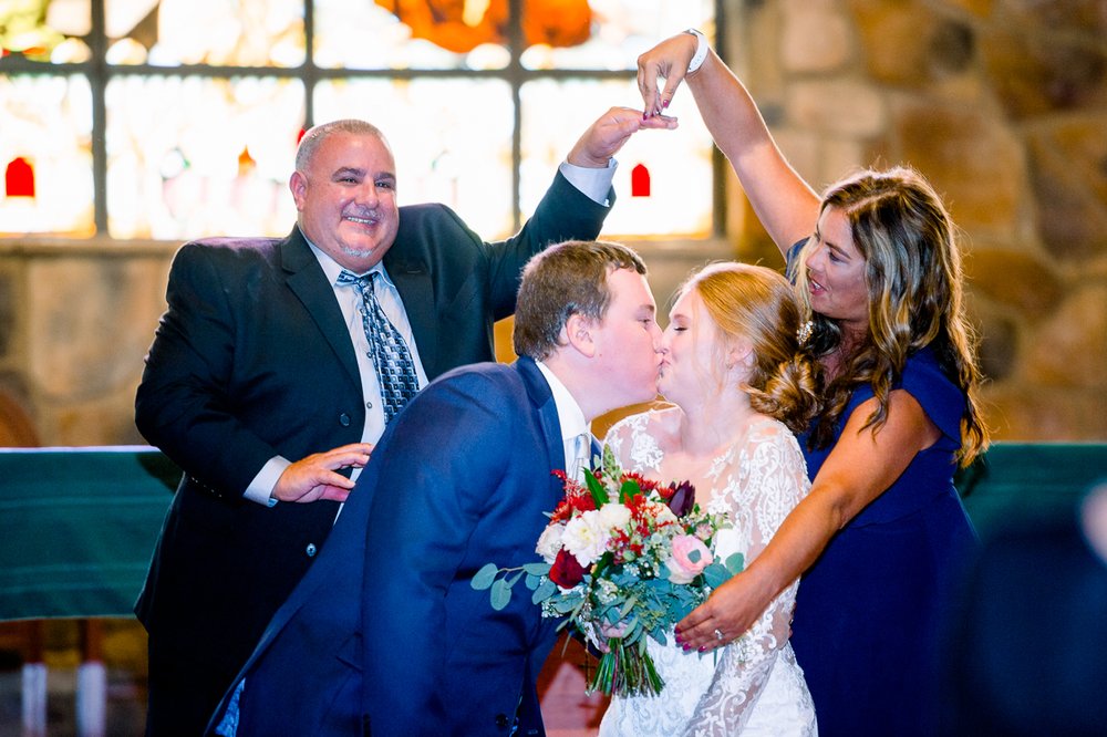 PrinceWilliamCountyWedding_StFrancisOfAssisi_CatholicChurchWedding_FallColors_youseephotography_JT_pic68.jpg