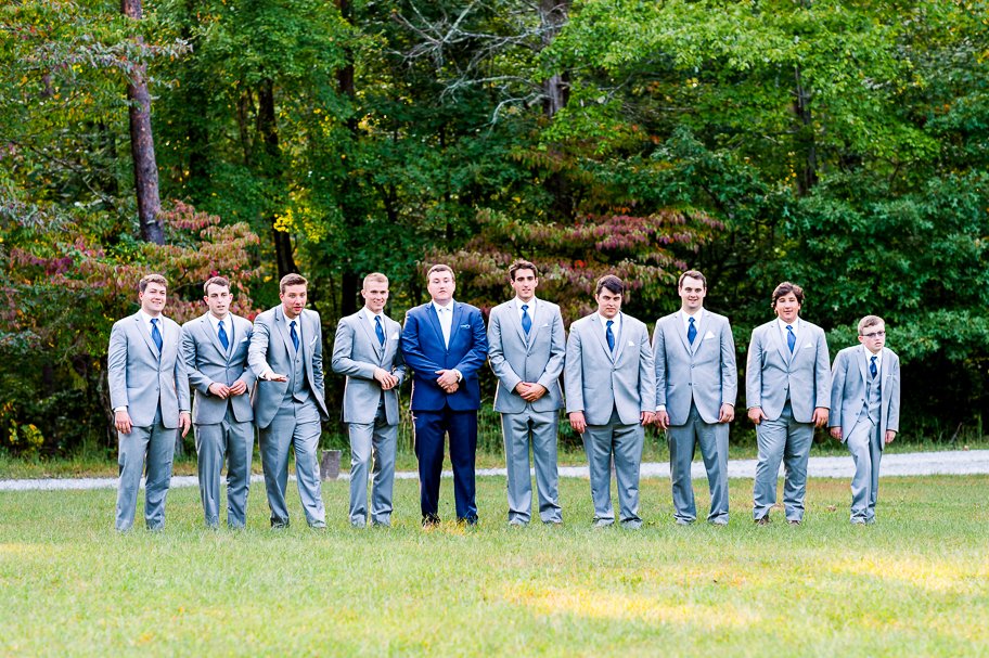 PrinceWilliamCountyWedding_StFrancisOfAssisi_CatholicChurchWedding_FallColors_youseephotography_JT_pic104.jpg