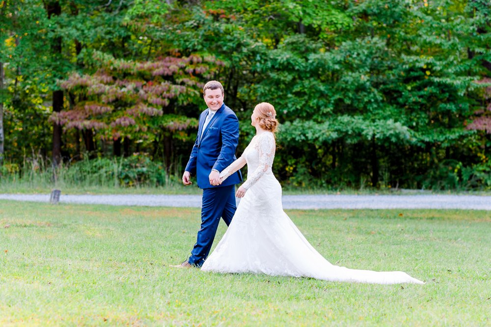 PrinceWilliamCountyWedding_StFrancisOfAssisi_CatholicChurchWedding_FallColors_youseephotography_JT_pic120.jpg