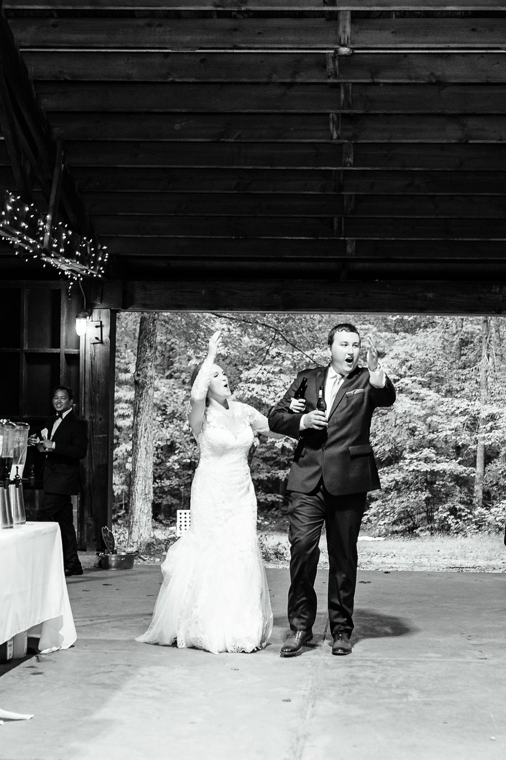 PrinceWilliamCountyWedding_StFrancisOfAssisi_CatholicChurchWedding_FallColors_youseephotography_JT_pic136.jpg