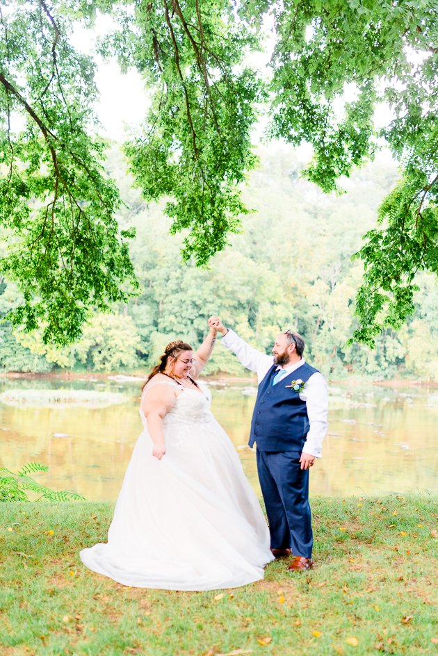 RiversideWeddingsByClore_FredericksburgWedding_youseephotography_LyndseyRoy_blog_pic92.jpg