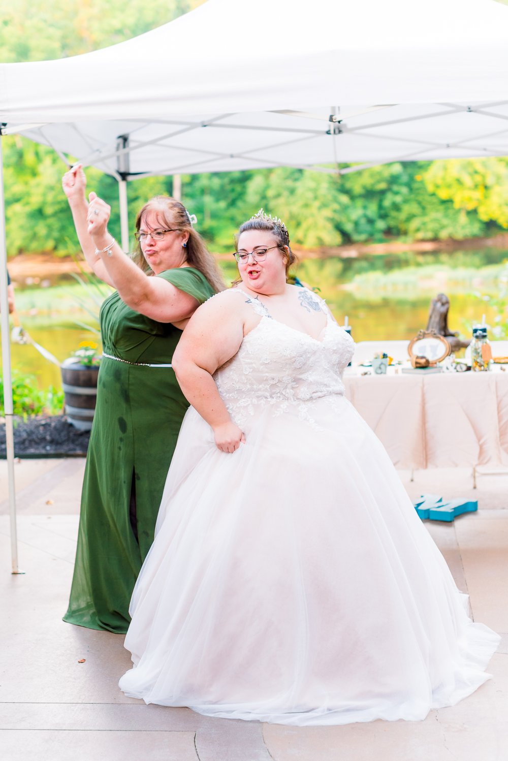 RiversideWeddingsByClore_FredericksburgWedding_youseephotography_LyndseyRoy_blog_pic140.jpg