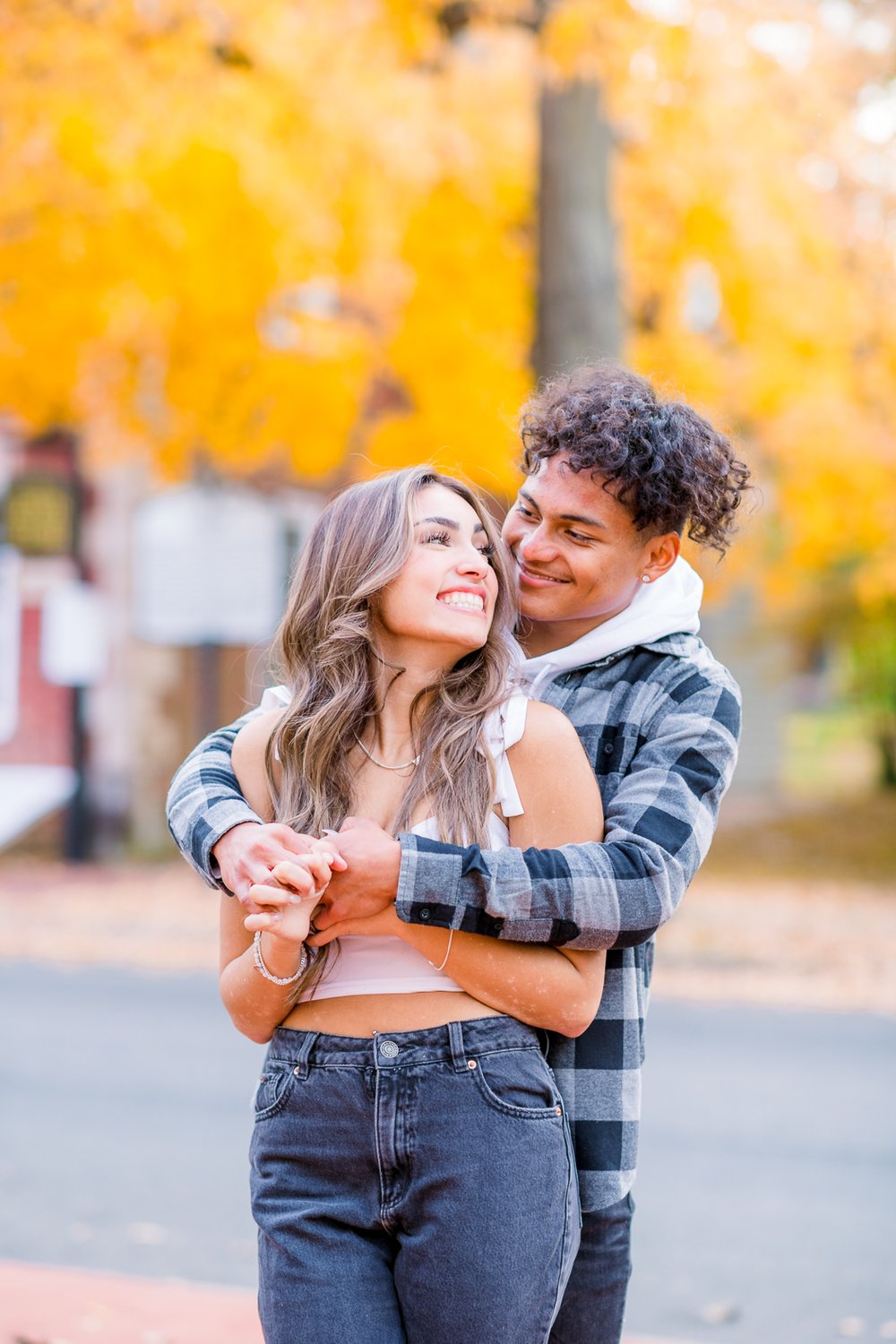 DowntownFredericksburg_SeniorSession_SeniorGuys_FallPhotos_youseephotography_Jayden_picblog6.jpg