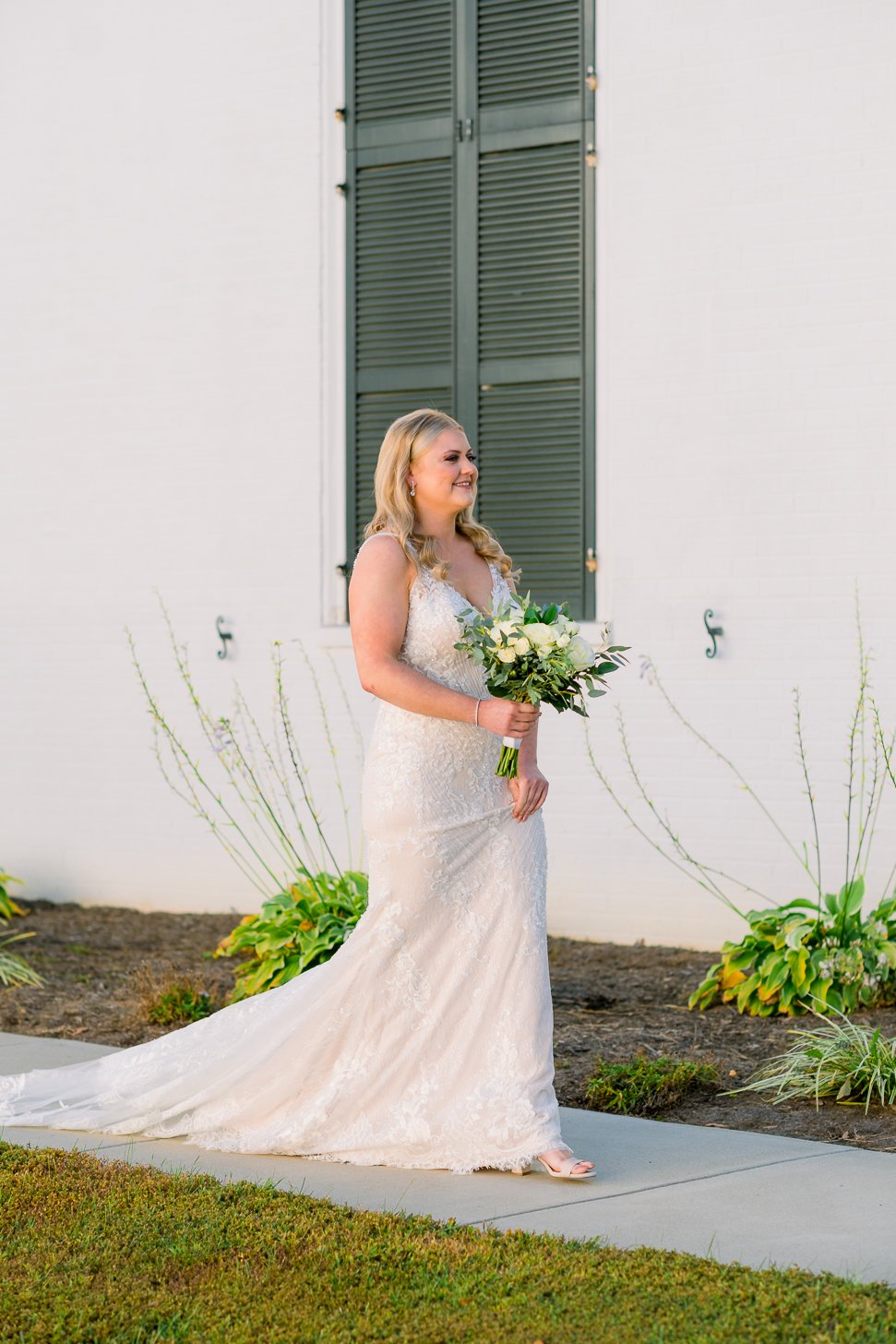 DowntownFredericksburgWedding_ChurchWedding_FallWedding_youseephotography_MeredithSteven_blogpic55.jpg