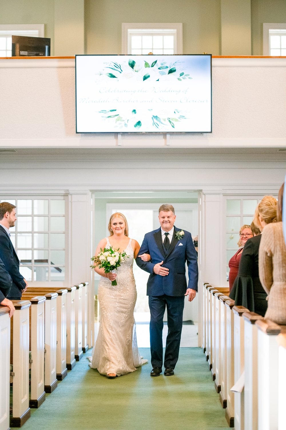 DowntownFredericksburgWedding_ChurchWedding_FallWedding_youseephotography_MeredithSteven_blogpic162.jpg