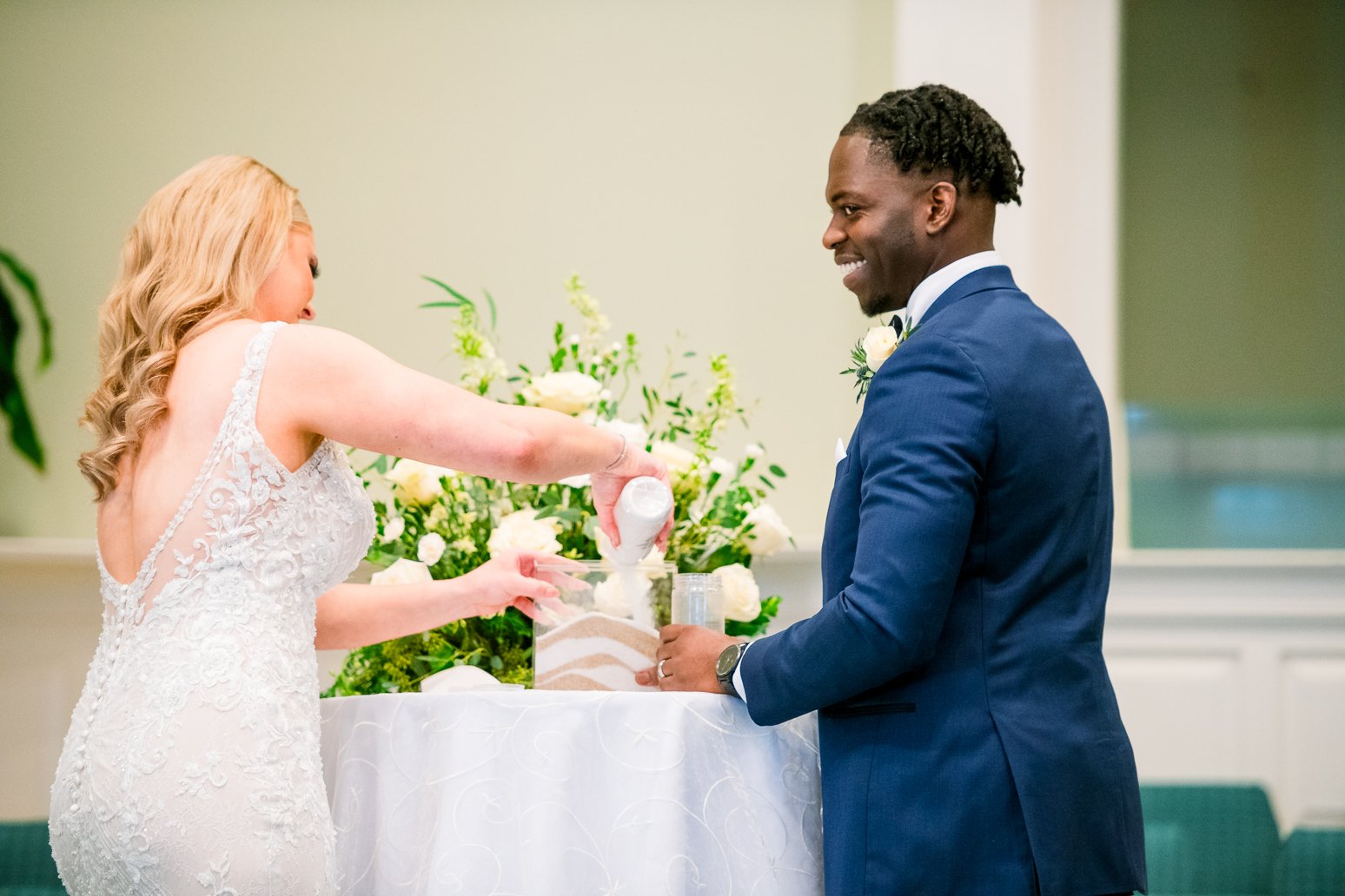 DowntownFredericksburgWedding_ChurchWedding_FallWedding_youseephotography_MeredithSteven_blogpic179.jpg