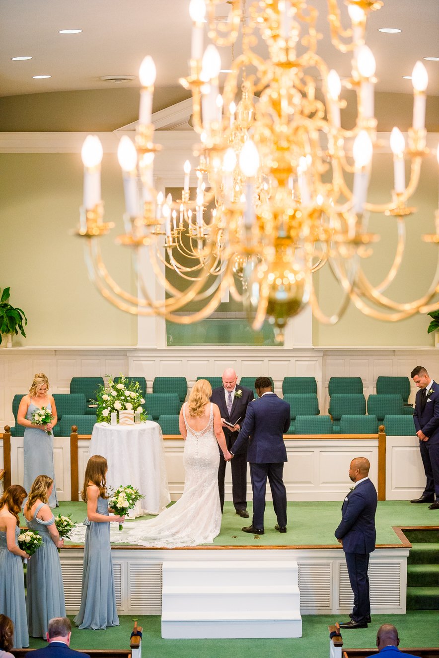 DowntownFredericksburgWedding_ChurchWedding_FallWedding_youseephotography_MeredithSteven_blogpic182.jpg