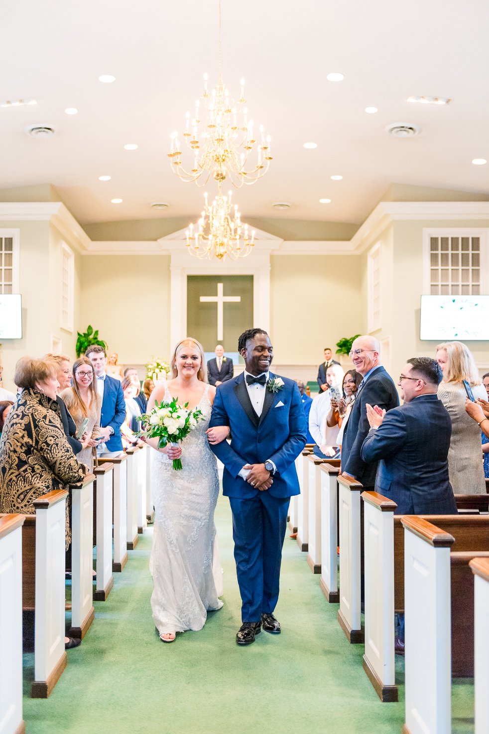 DowntownFredericksburgWedding_ChurchWedding_FallWedding_youseephotography_MeredithSteven_blogpic190.jpg