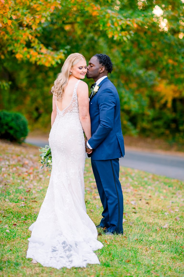 DowntownFredericksburgWedding_ChurchWedding_FallWedding_youseephotography_MeredithSteven_blogpic211.jpg