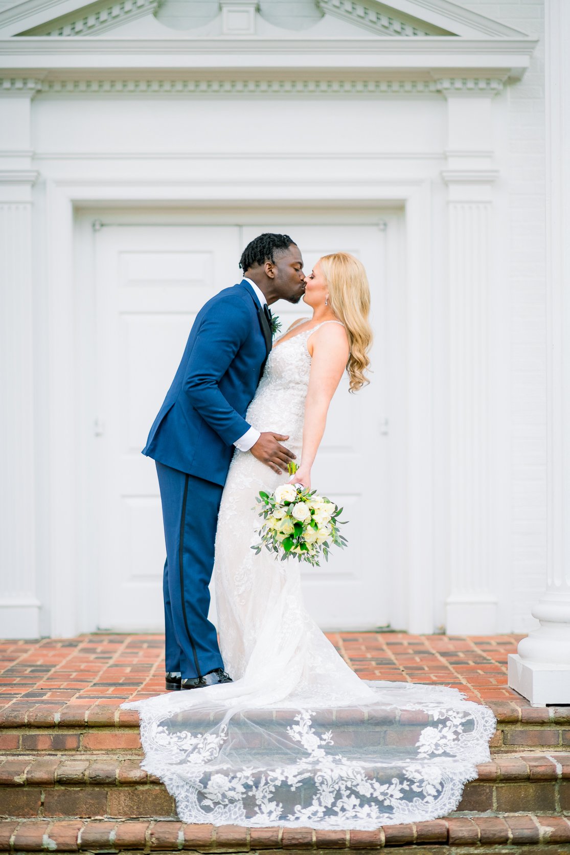 DowntownFredericksburgWedding_ChurchWedding_FallWedding_youseephotography_MeredithSteven_blogpic205.jpg