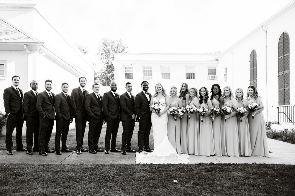 DowntownFredericksburgWedding_ChurchWedding_FallWedding_youseephotography_MeredithSteven_blogpic128.jpg