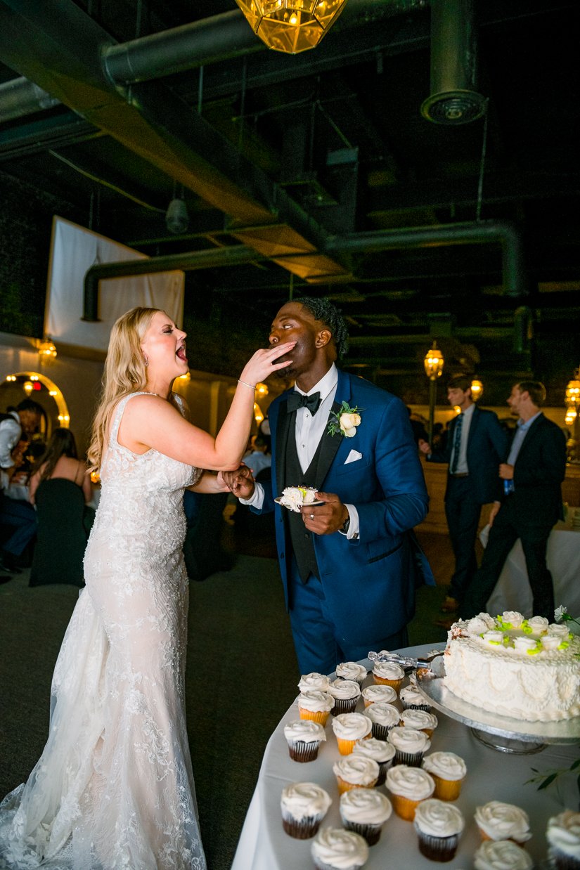 DowntownFredericksburgWedding_ChurchWedding_FallWedding_youseephotography_MeredithSteven_blogpic245.jpg