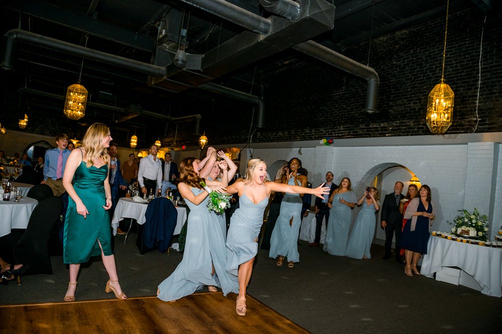 DowntownFredericksburgWedding_ChurchWedding_FallWedding_youseephotography_MeredithSteven_blogpic249.jpg