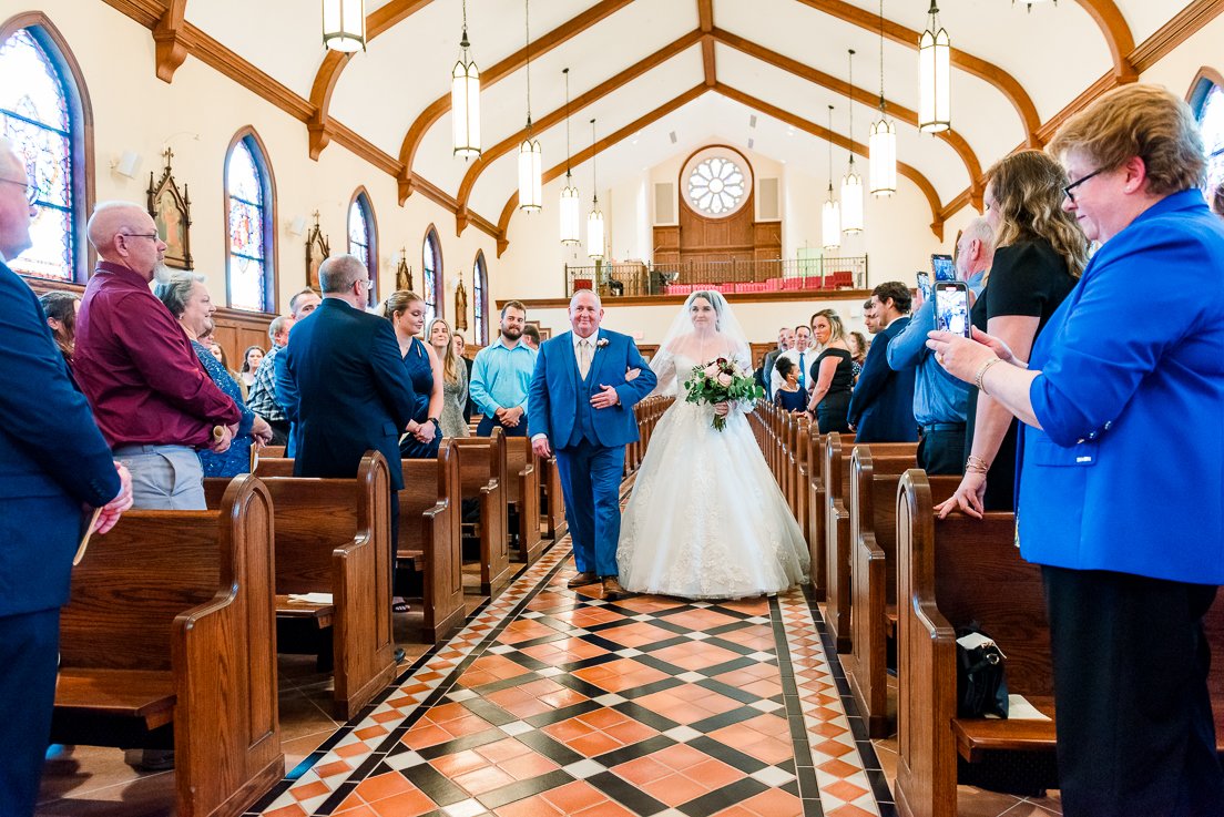 TheCoveAtFawnLake_FredericksburgWedding_StJudeChurchWedding_youseephotography_CarlyReace_blogpic55.jpg