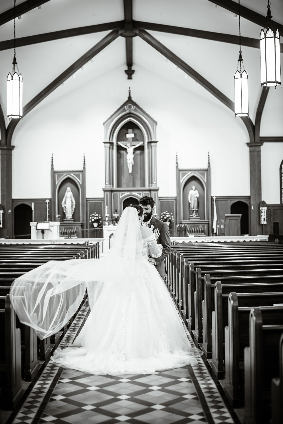 TheCoveAtFawnLake_FredericksburgWedding_StJudeChurchWedding_youseephotography_CarlyReace_blogpic84.jpg